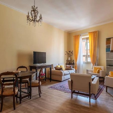 Elegante Appartamento Centrale Ρώμη Εξωτερικό φωτογραφία