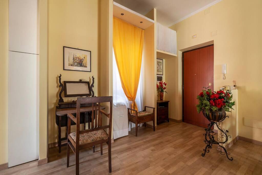 Elegante Appartamento Centrale Ρώμη Εξωτερικό φωτογραφία